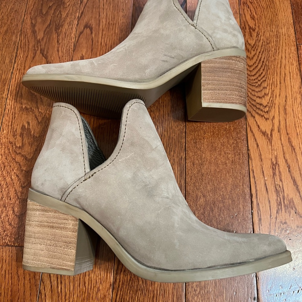 Petra Open Side Bootie - image 5